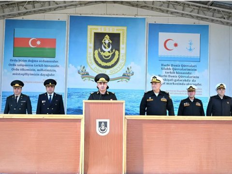 Hərbi prokuror hərbçilərə tapşırıqlar verdi