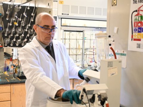 ABŞ universiteti UNEC alimi haqqında məqalə dərc edib