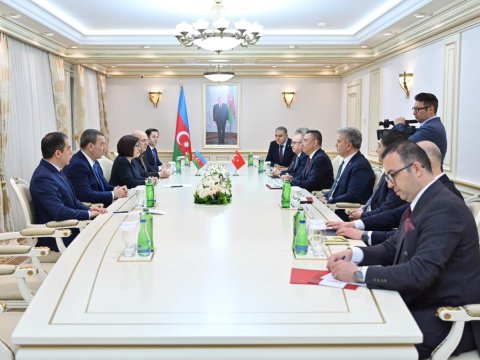 Sahibə Qafarova Fuad Oktay ilə görüşüb