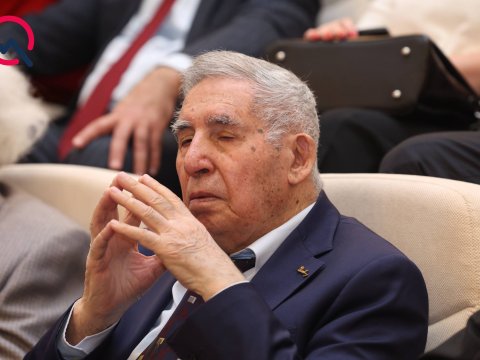 من نخوابیده بودم، به چشمم نور انداختند و عکس گرفتند -&nbsp;قضنفر پاشایف