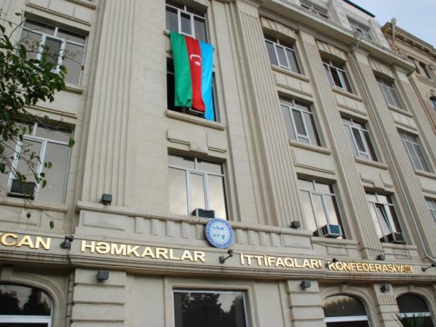 AHİK jurnalistlərdən təkzib istədi&nbsp;