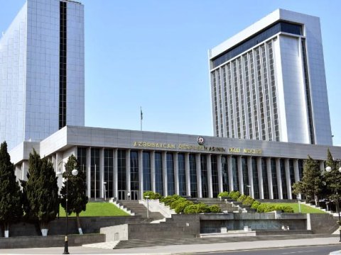 Parlament Xocalı soyqırımı ilə əlaqədar beynəlxalq təşkilatlara müraciət etdi