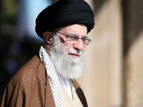Xamenei Tehranda deyil - KİV