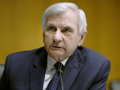 ABŞ-nin&nbsp;İrana zərbələri Konqres&nbsp;təsdiq etməyib