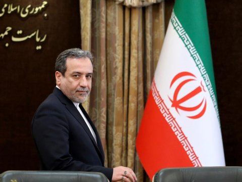 Araqçı iraqlı həmkarına zəng etdi -&nbsp;Tehran özünü müdafiə edəcək