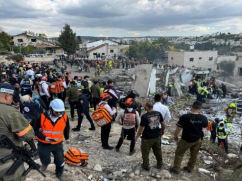 İran&nbsp;Beyt-Şemeşi ballistik raketlə vurdu -&nbsp;8 ölü