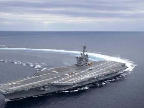 SEPAH-dan ABŞ hərbi gəmisinə ZƏRBƏ