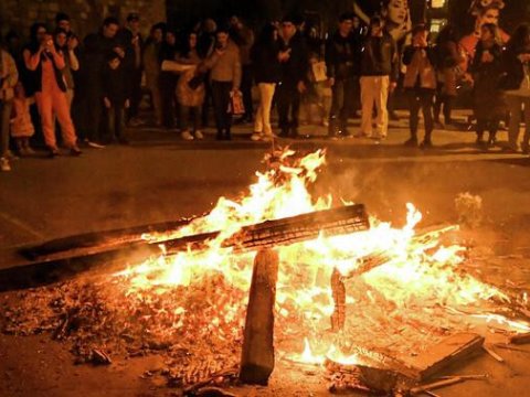 Ateş Çarşambası yangınlara neden oldu&nbsp;-&nbsp;RESMİ