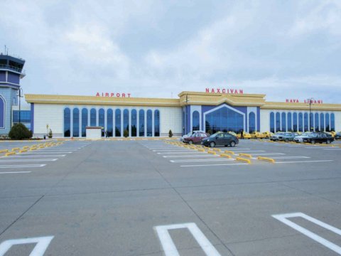 Naxçıvan aeroportuna uçuşlar dayandırıldı