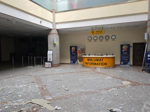 Dron hücumunda xəsarət alanlardan üçü evə buraxıldı