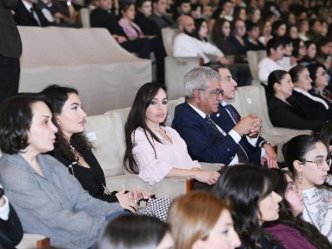 Leyla Əliyeva musiqili tamaşanı izlədi&nbsp;- FOTOLAR