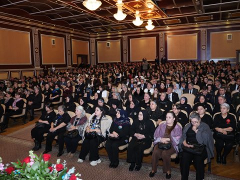 Abşeronda 8 Mart tədbiri: şəhid ailələri və xanımlar bir araya gəldi