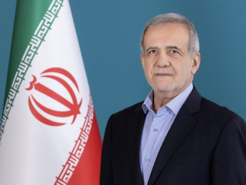 Pezeşkian yeni ali rəhbəri barədə paylaşım etdi