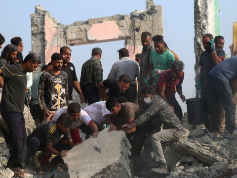 175 məktəblinin öldüyü hücuma&nbsp;kim cavabdehdir?