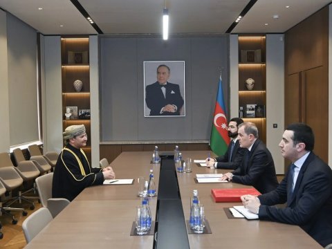 Ceyhun Bayramov Omanın yeni qeyri-rezident səfirini qəbul edib
