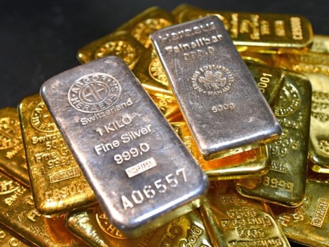 Qızıl və gümüşün qiyməti yenidən UCUZLAŞDI