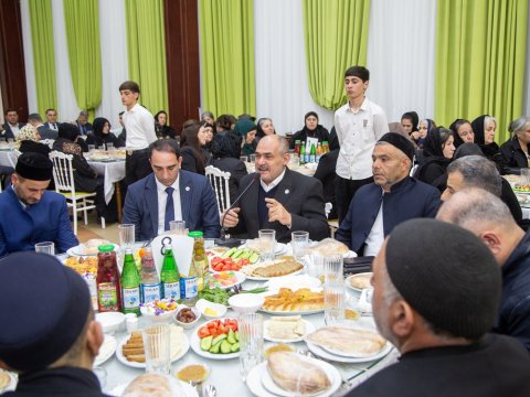 Salyanda iftar süfrəsi təşkil olunub - FOTOLAR