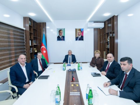 BMU ilə Dünya Azərbaycanlı Alimlər Birliyi üzvləri bir arada