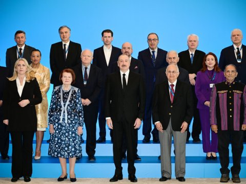 Keçid dönəminin sərt həqiqətləri: köhnə qaydalar dağılıb, yeni qaydalar isə&hellip;