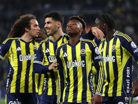 "Fənərbağça" 4 qolla qələbə qazandı