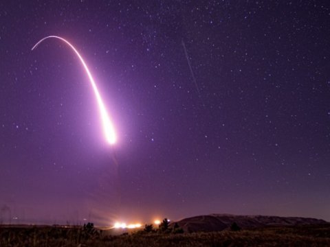 İranın Səudiyyəni bombaladı