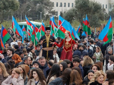 Paytaxtda Novruz şənliyindən FOTOLAR