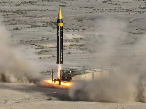 İran Təl-Əvivə raket atdı