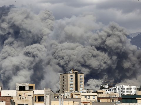 ABŞ İranla müharibənin nə zaman bitəcəyini AÇIQLADI