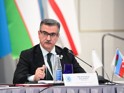 Həyat fəlsəfəsinin əsasını mərhəmət, insanpərvərlik və sədaqət təşkil edir...