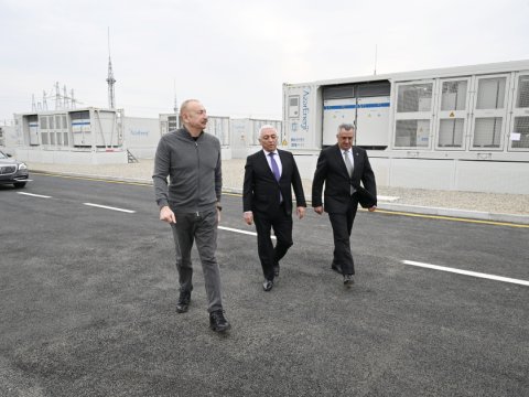 رئیس‌جمهور در مراسم افتتاحیه - تصاویر