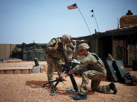 "İran Yaxın Şərqdəki bütün ABŞ bazalarını məhv edib"