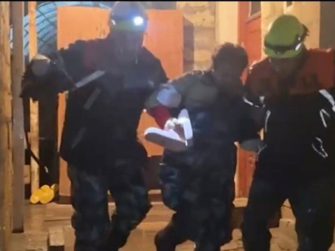 Bakıda&nbsp;evlərin&nbsp;həyətlərini su basıb, 18&nbsp;nəfər təxliyə edilib - VİDEO - YENİLƏNİB&nbsp;