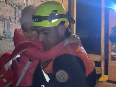 İntensiv yağışlar səbəbindən evləri&nbsp;su basdı - Sakinlər təxliyə edildi