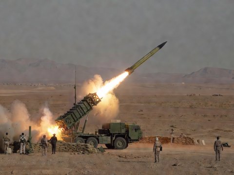 İran Omanda ABŞ-yə məxsus gəmini hədəf aldı