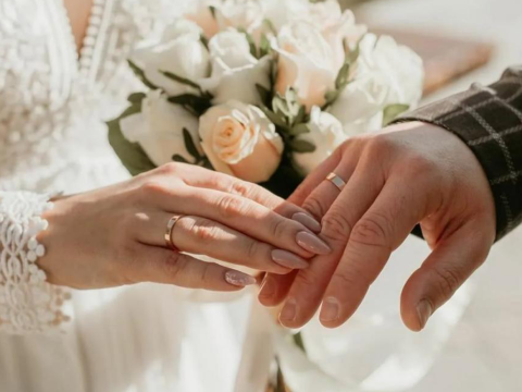 Azərbaycanda evli idi, Rusiyada da nikaha girmək istədi