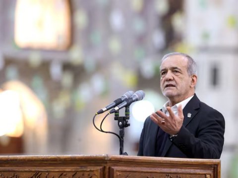 Pezeşkian Amerika xalqına məktub ünvanladı