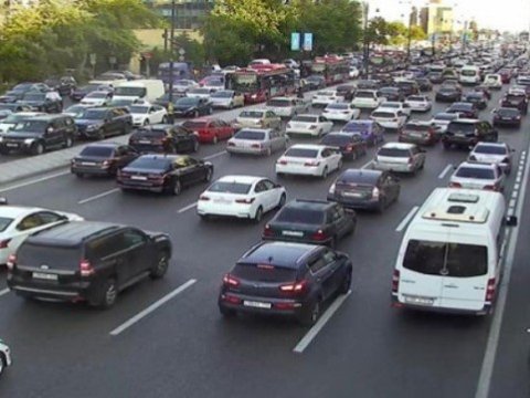 Hazırda tıxac olan YOLLAR