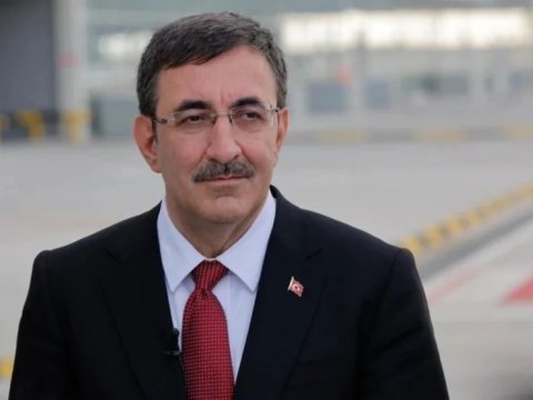 Cevdet Yılmaz Prezidentə təşəkkür etdi