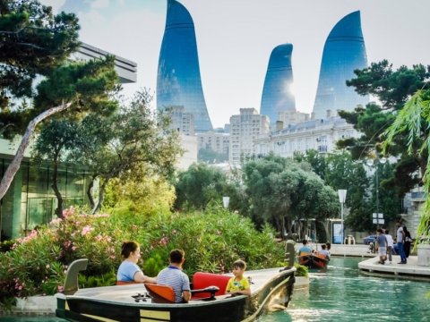 Azərbaycana turist axını&nbsp;AZALIB