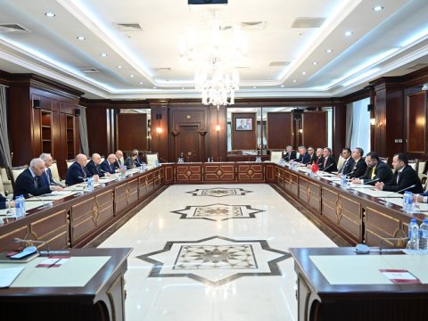 Parlamentdə Qars Təhsil və Mədəniyyət Vəqfinin nümayəndələri ilə&nbsp; görüş - FOTO