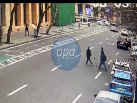 Nizami Kino Mərkəzinin divarına qraffiti çəkilməsinin&nbsp;GÖRÜNTÜLƏRİ