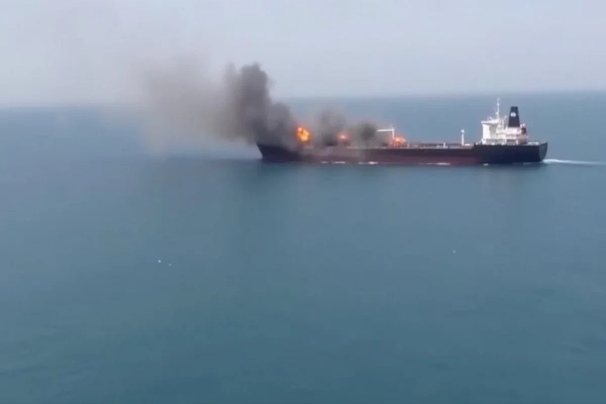 İran Hörmüz boğazında İsrailə məxsus gəmini vurdu