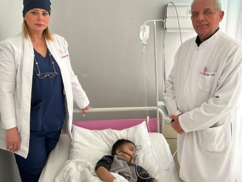 Qida borusunda metal pul qalan azyaşlı xilas edildi