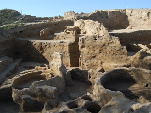 Göytəpə abidəsi ciddi təhlükədədir - VİDEO