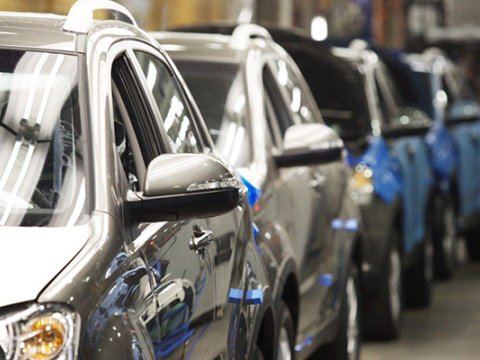 Dövlət qurumlarının maşınları satışda &ndash; Qiymətlər 2 250 manatdan başlayır&nbsp;