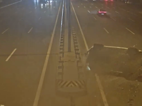 Aeroport yolundakı ağır qəzanın anbaan GÖRÜNTÜLƏRİ