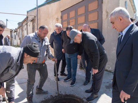 Zaur Mikayılov&nbsp;kollektorun tikinti-bərpa işlərinin gedişatı ilə tanış oldu - FOTO