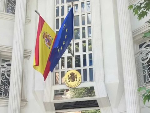 Bu ölkə İranda səfirliyini bərpa edir