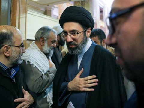 آخرین وضعیت خامنه‌ای اعلام شد: پایش را از دست داده، صورتش آسیب دیده است