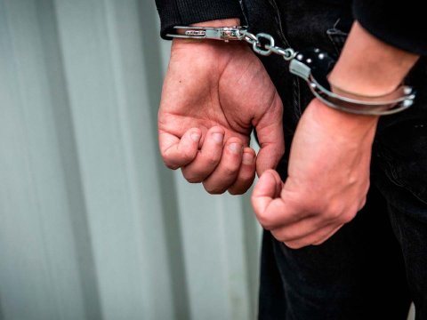 Darvaza oğruları SAXLANILDI